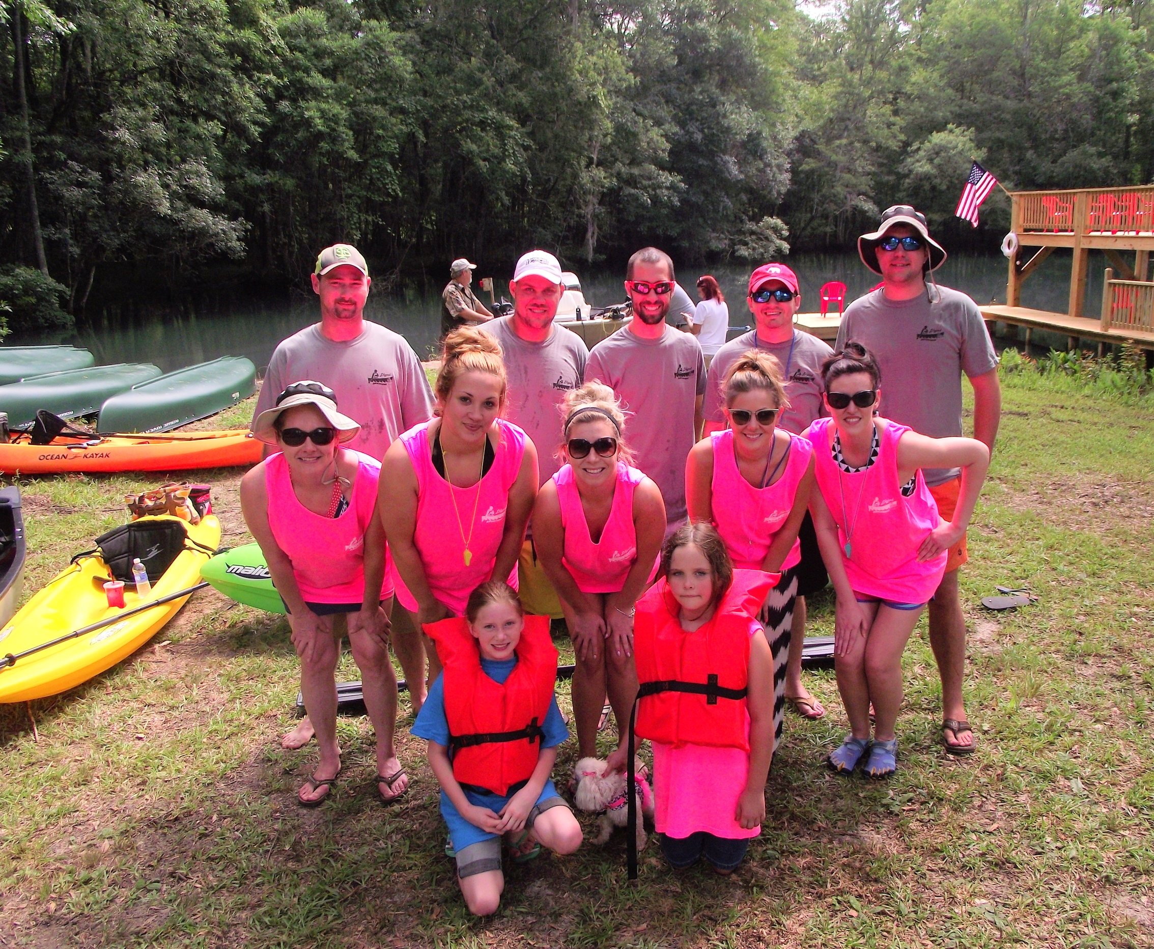 Group preparing for a Chipola River trip at Lilypad Adventures